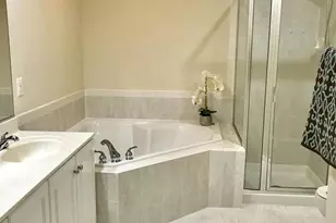 8904 Ashgrove House Ln, Vienna, VA 22182 - Photo 11
