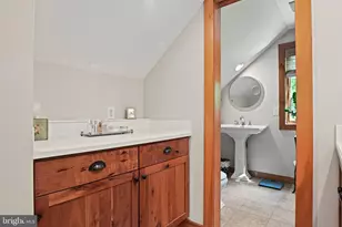 9126 Potomac Ridge Rd, Great Falls, VA 22066 - Photo 23