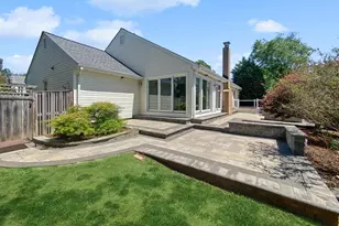 13905 Deviar Dr, Centreville, VA 20120 - Photo 5