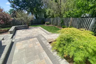 13905 Deviar Dr, Centreville, VA 20120 - Photo 7