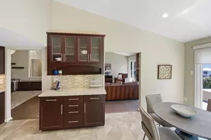 13905 Deviar Dr, Centreville, VA 20120 - Photo 21
