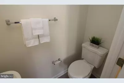 6385 Michael Robert Drive, Springfield, VA 22150 - Photo 7