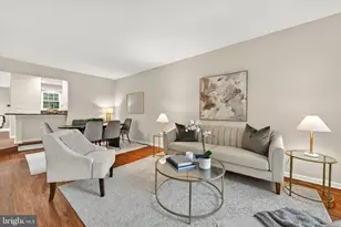 1409 Park Garden Ln, Reston, VA 20194 - Photo 9