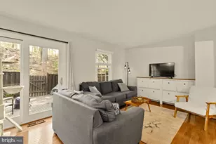 5039 Head Ct, Fairfax, VA 22032 - Photo 9