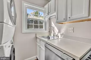 2237 Farrington Ave, Alexandria, VA 22303 - Photo 11