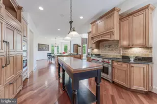 9113 Dara Ln, Great Falls, VA 22066 - Photo 21