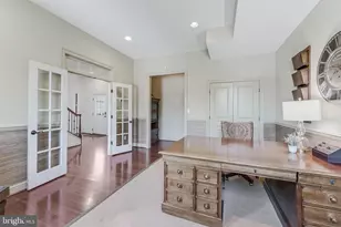 9113 Dara Ln, Great Falls, VA 22066 - Photo 57