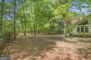 6762 Bronze Post Rd, Centreville, VA 20121 - Photo 55