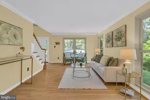 6762 Bronze Post Rd, Centreville, VA 20121 - Photo 7