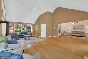 6762 Bronze Post Rd, Centreville, VA 20121 - Photo 23