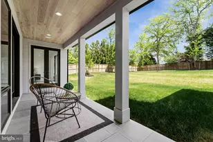 1109 Ingleside Ave, McLean, VA 22101 - Photo 25