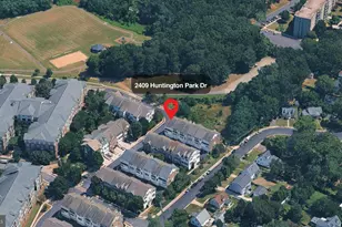 2409 Huntington Park Dr, Alexandria, VA 22303 - Photo 29