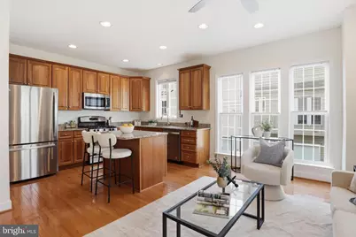 2409 Huntington Park Drive, Alexandria, VA 22303 - Photo 15