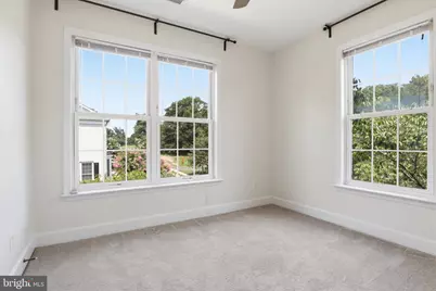 2409 Huntington Park Drive, Alexandria, VA 22303 - Photo 25