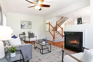 2409 Huntington Park Dr, Alexandria, VA 22303 - Photo 11