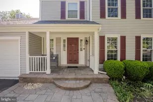 13338 Point Rider Ln, Herndon, VA 20171 - Photo 3