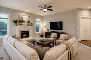 3242 Valley Ln, Falls Church, VA 22044 - Photo 17