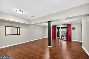 10111 Chestnut Wood Ln, Burke, VA 22015 - Photo 29