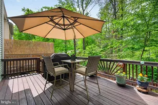 10111 Chestnut Wood Ln, Burke, VA 22015 - Photo 15