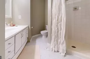 5105 Kenside Ct, Annandale, VA 22003 - Photo 29