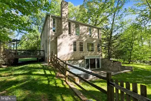 3121 Trenholm Dr, Oakton, VA 22124 - Photo 97
