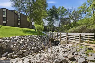 9731 Kings Crown Ct, Fairfax, VA 22031 - Photo 25