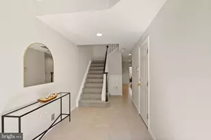 4127 Fairfax Center Creek Dr, Fairfax, VA 22030 - Photo 5