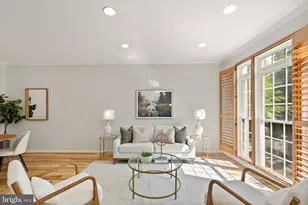 4127 Fairfax Center Creek Dr, Fairfax, VA 22030 - Photo 11