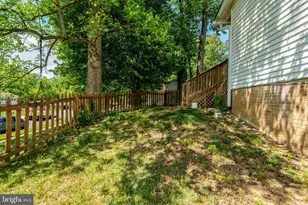7212 Galgate Dr, Springfield, VA 22153 - Photo 35