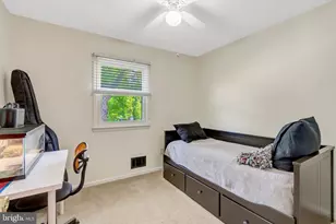 7212 Galgate Dr, Springfield, VA 22153 - Photo 17