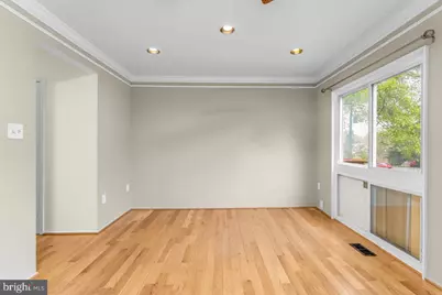 9834 Sweet Mint, Vienna, VA 22181 - Photo 7