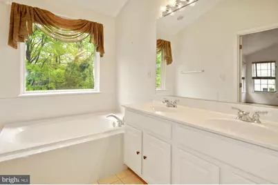 12489 Lucas Drive, Fairfax, VA 22033 - Photo 23