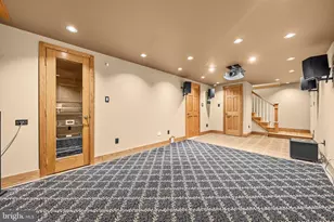 8927 Cromwell Dr, Springfield, VA 22151 - Photo 45