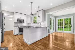 8927 Cromwell Dr, Springfield, VA 22151 - Photo 15