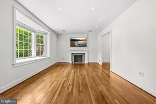 8927 Cromwell Dr, Springfield, VA 22151 - Photo 7