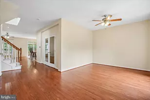 7301 Oldham Leeds Way, Springfield, VA 22150 - Photo 7
