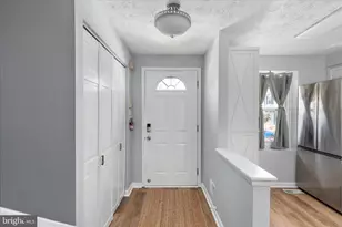 8307 Crestmont Cir, Springfield, VA 22153 - Photo 3
