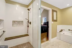 5012 Birch Ln, Alexandria, VA 22312 - Photo 31