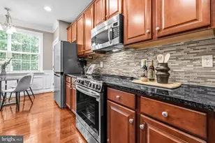 13698 Salk St, Herndon, VA 20171 - Photo 13