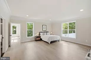 7821 Old Falls Rd, McLean, VA 22102 - Photo 19