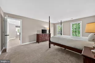 6303 Rockbridge Pl, Centreville, VA 20120 - Photo 33