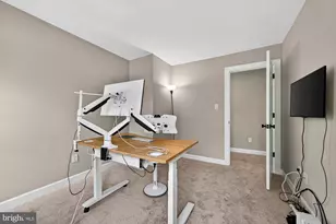6303 Rockbridge Pl, Centreville, VA 20120 - Photo 45