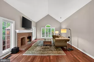 6303 Rockbridge Pl, Centreville, VA 20120 - Photo 25