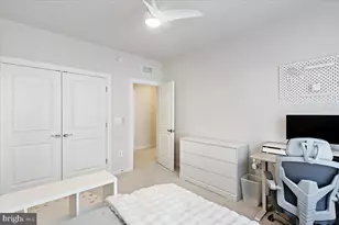 2437 Silver Line Aly, Herndon, VA 20171 - Photo 23