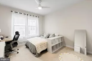 2437 Silver Line Aly, Herndon, VA 20171 - Photo 21