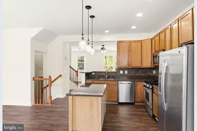7864 Dogue Indian Circle, Lorton, VA 22079 - Photo 5