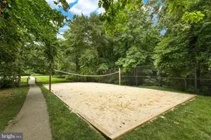 6021 Liberty Bell Ct, Burke, VA 22015 - Photo 49
