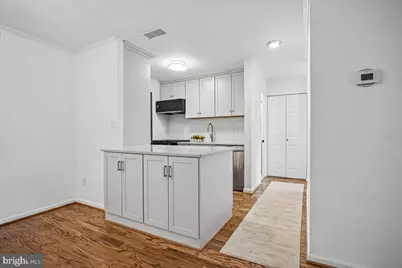 5800 Cove Landing Road #304, Burke, VA 22015 - Photo 3