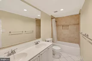 2909 Blue Robin Ct, Oak Hill, VA 20171 - Photo 35