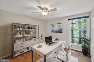 2909 Blue Robin Ct, Oak Hill, VA 20171 - Photo 25